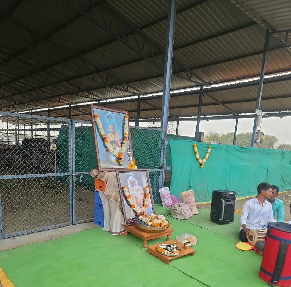 Prayer and puja at the goshala